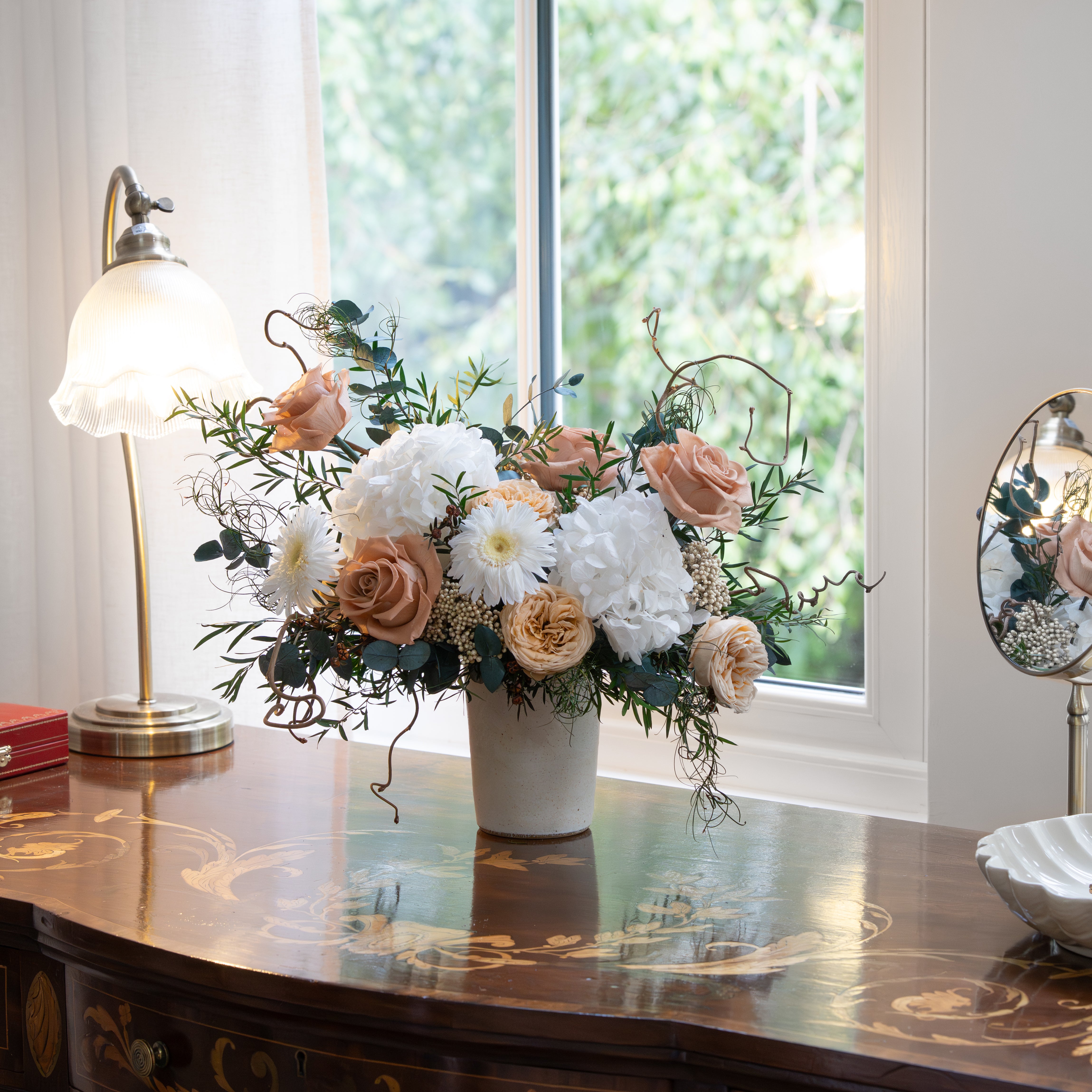 MARGOT - PRESERVED WHITE AND TOFFEE MIXED FLOWER ARRANGEMENT IN