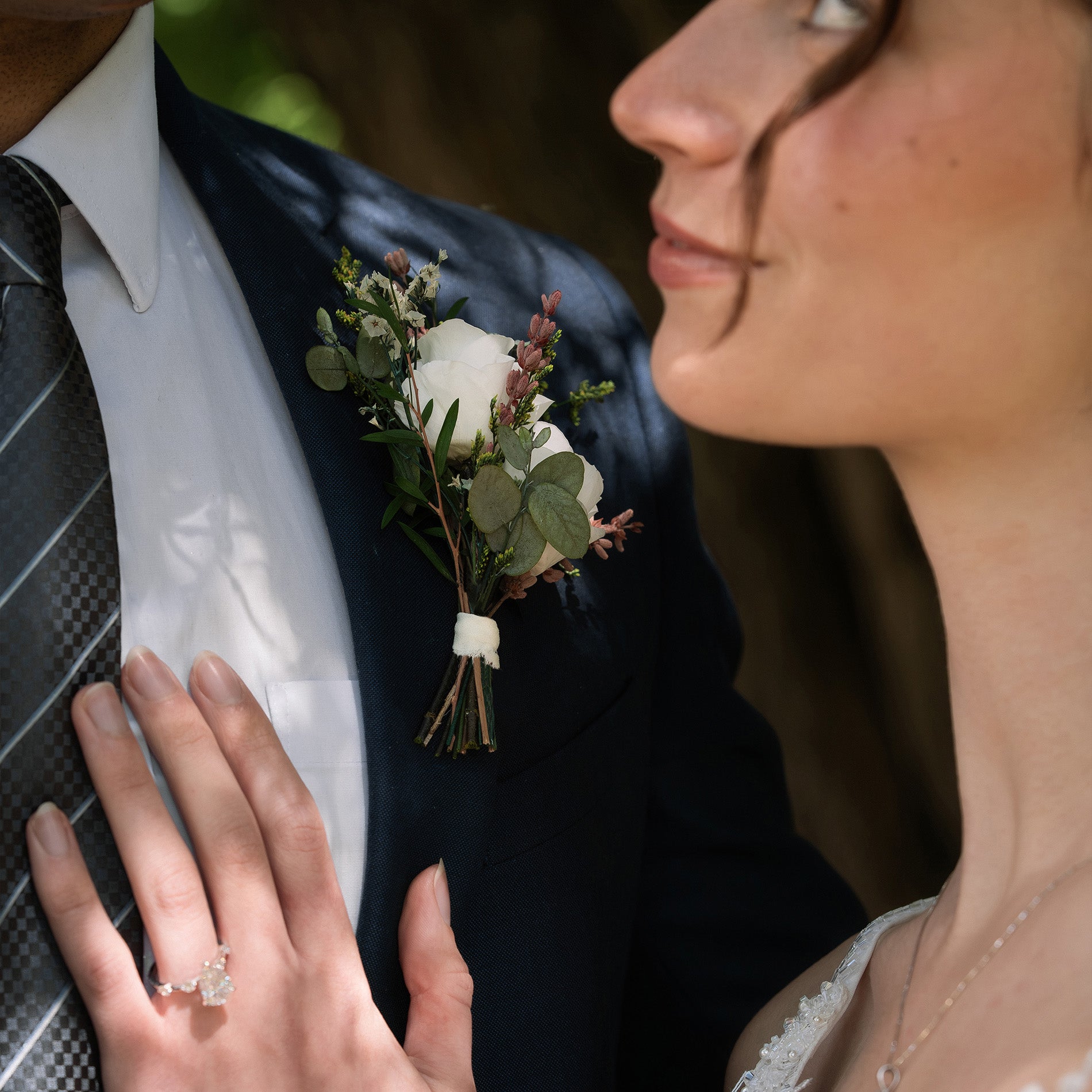 PRESERVED PINK AND WHITE MIXED FLOWER BUTTONHOLE