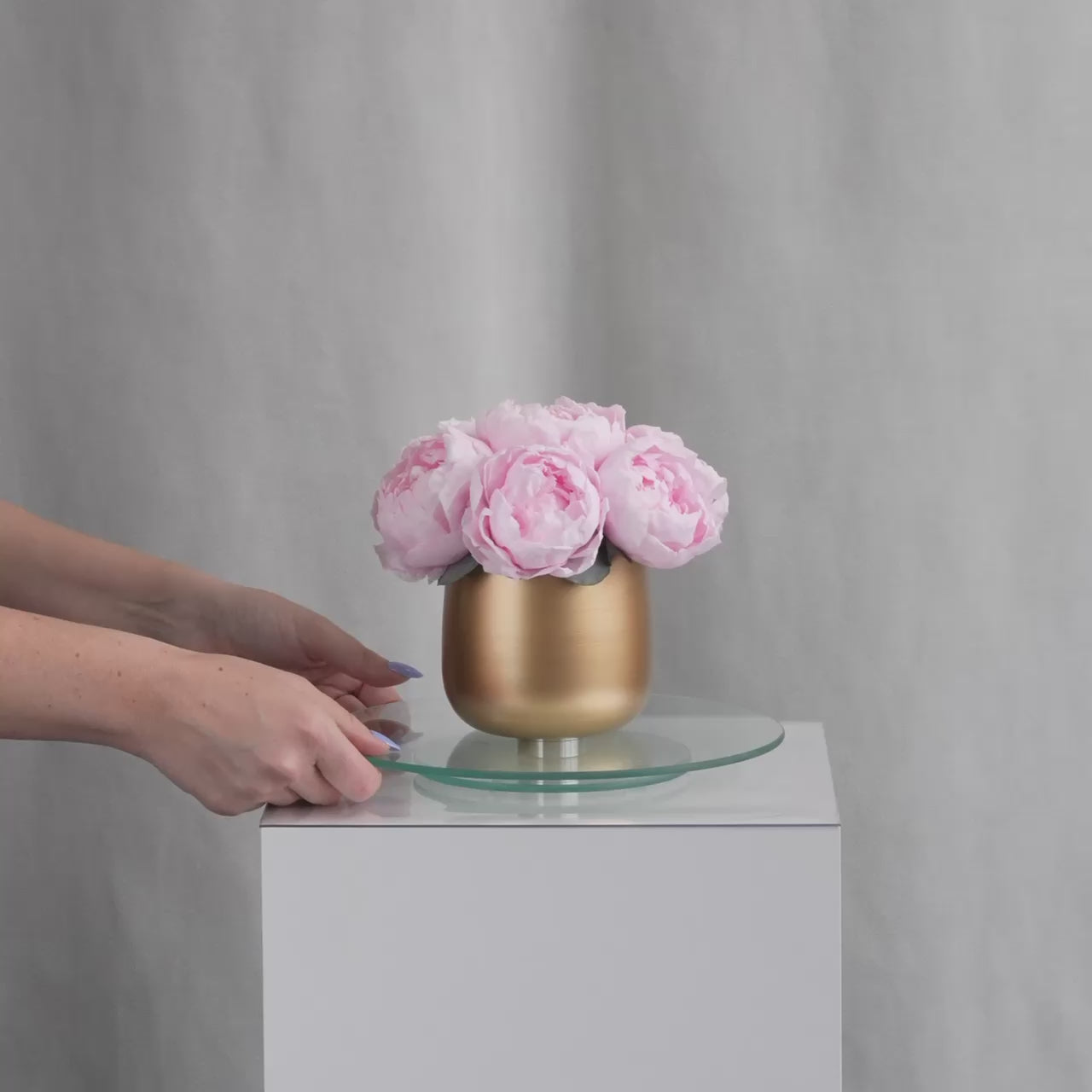 Preserved pink peonies bouquet