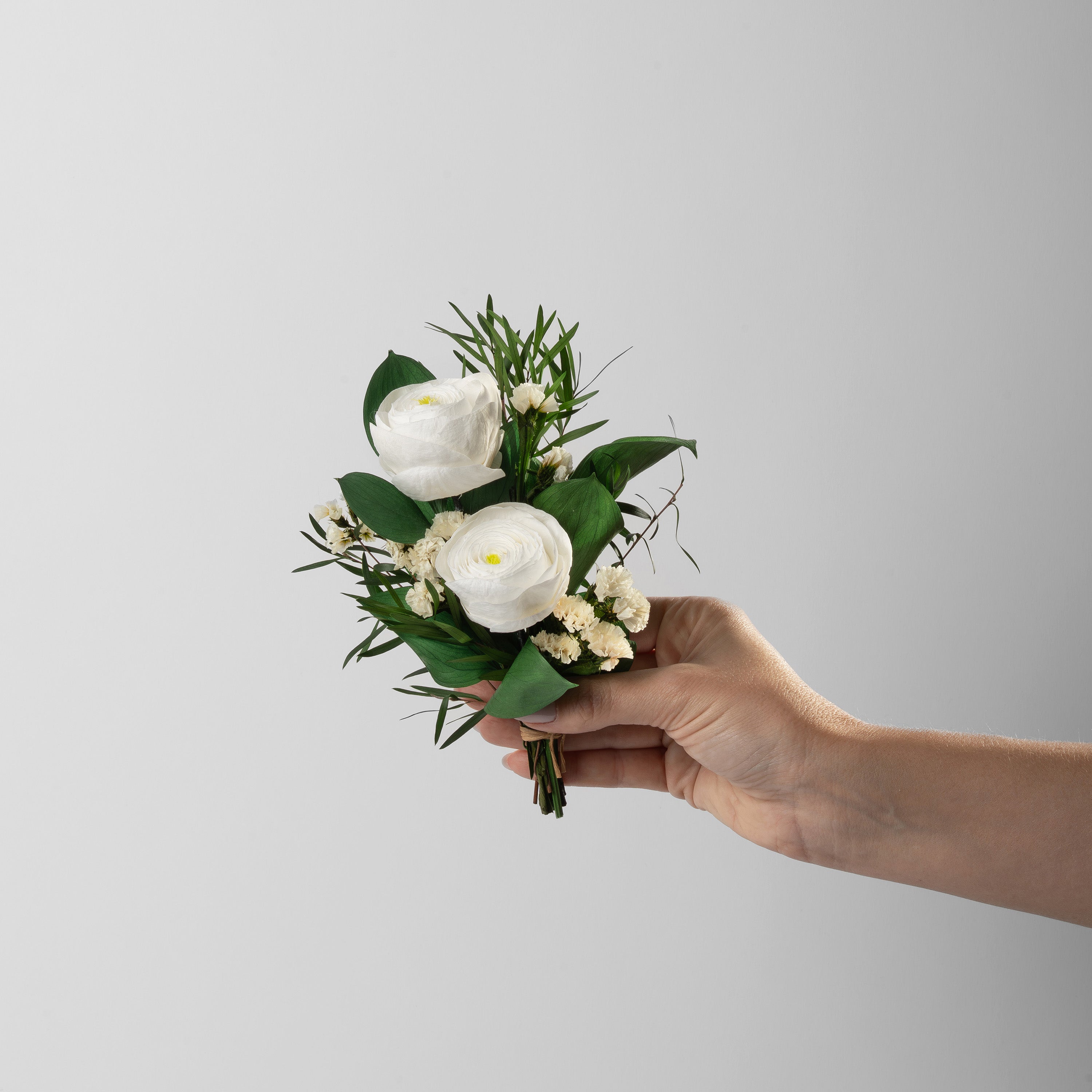 Preserved Ranunculus LIA - MINI PRESERVED WHITE RANUNCULUS HAND TIED BOUQUET – Ethereal Blooms
